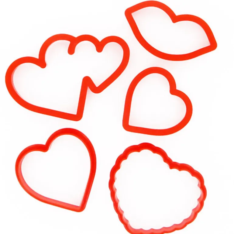 Découpoirs Coeurs Plastique Assortis (X 5)