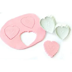 Découpoirs Éjecteurs Coeurs Brodes Patisdecor (X 3)